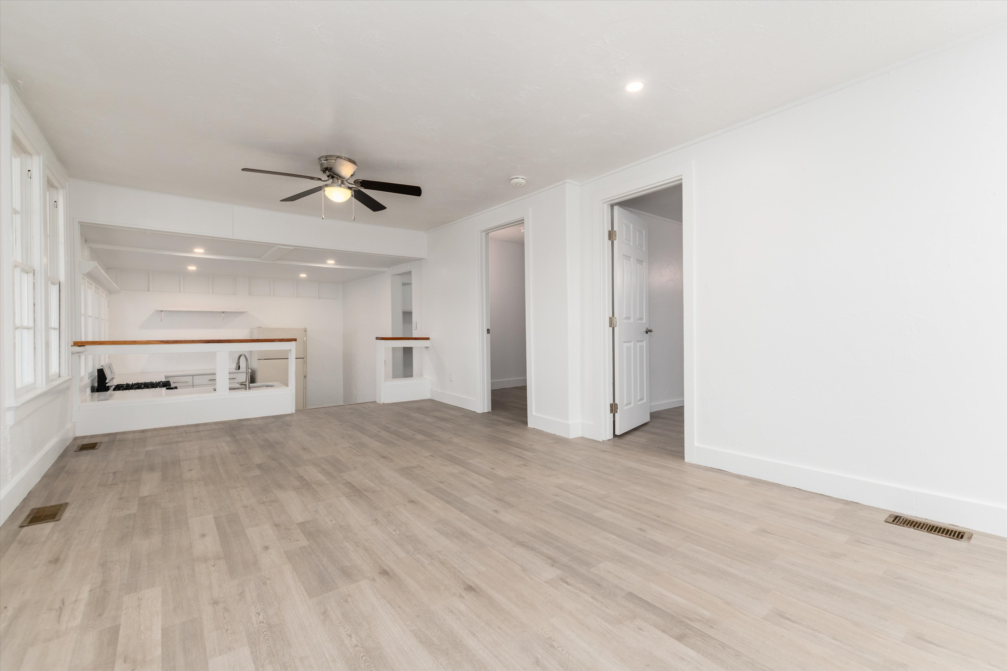 550 Castello Ave