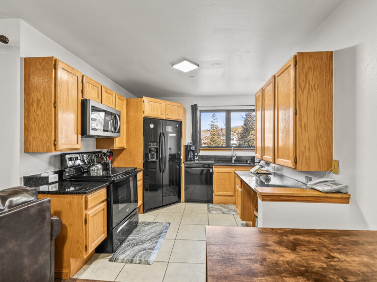 Breckenridge Real Estate 100 S Park Avenue Unit E117