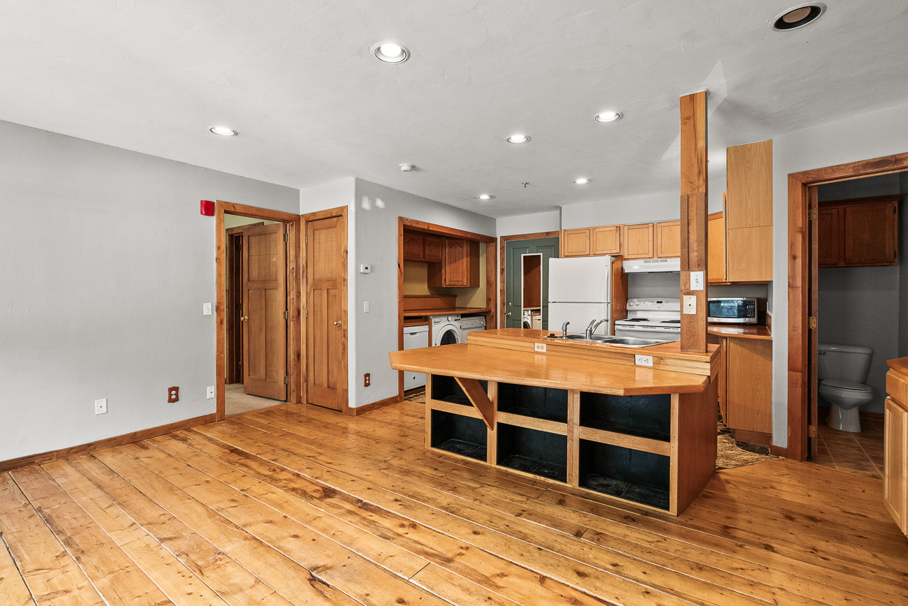 1655 Airport Road Unit 3