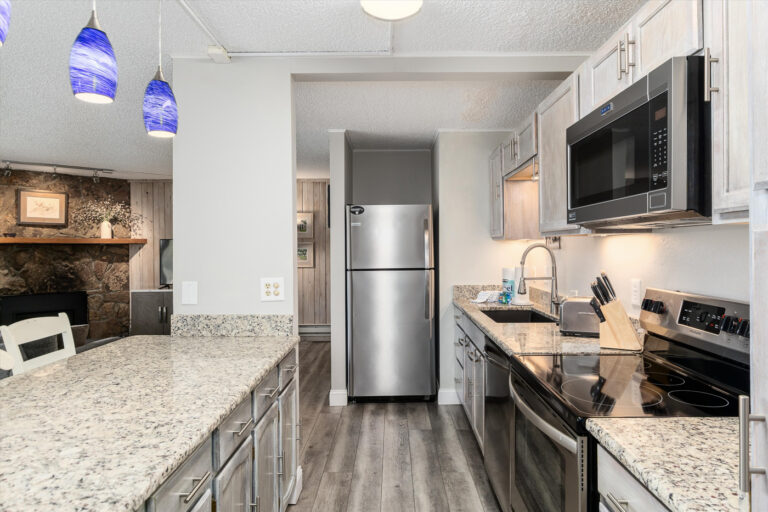 72 Corinthian Circle Unit 102