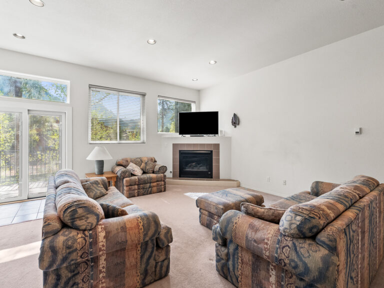 215 S 5th Ave Unit B