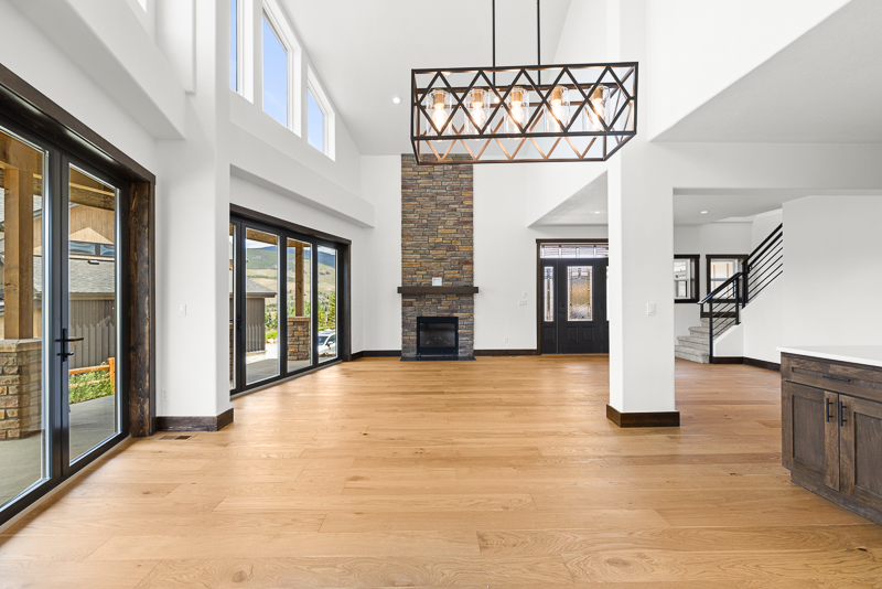 101 Mule Deer Court