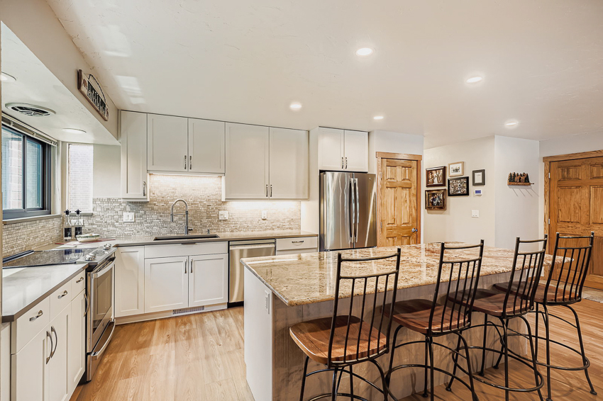 734 Lagoon Drive Unit B