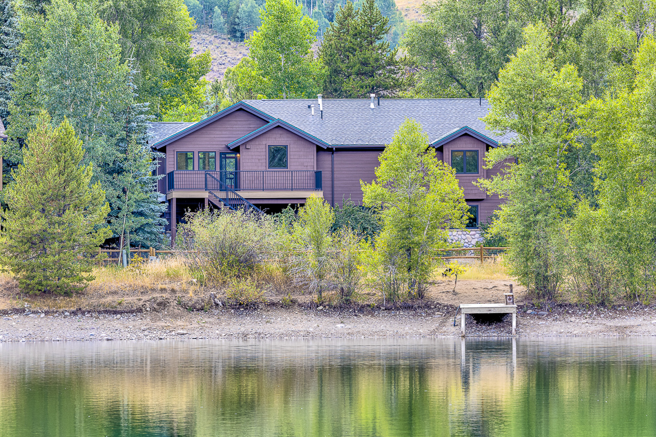 1280 Mesa Drive