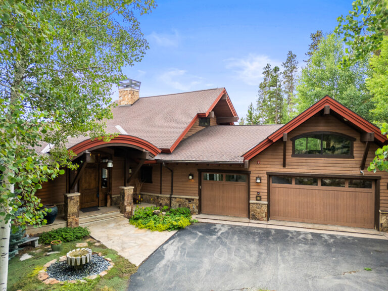 125 Two Cabins Drive