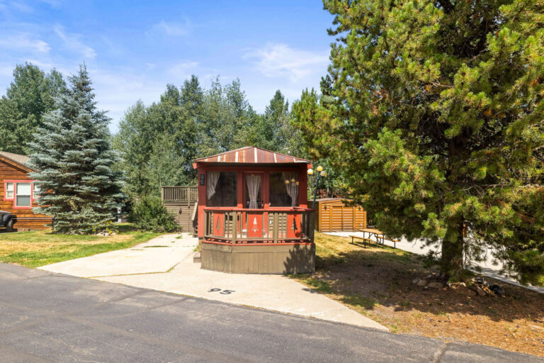 85 Revett Dr