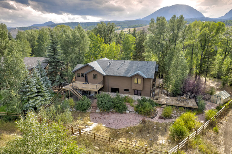 1280 Mesa Drive