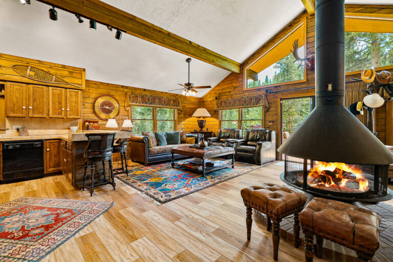 359 Wagon Road