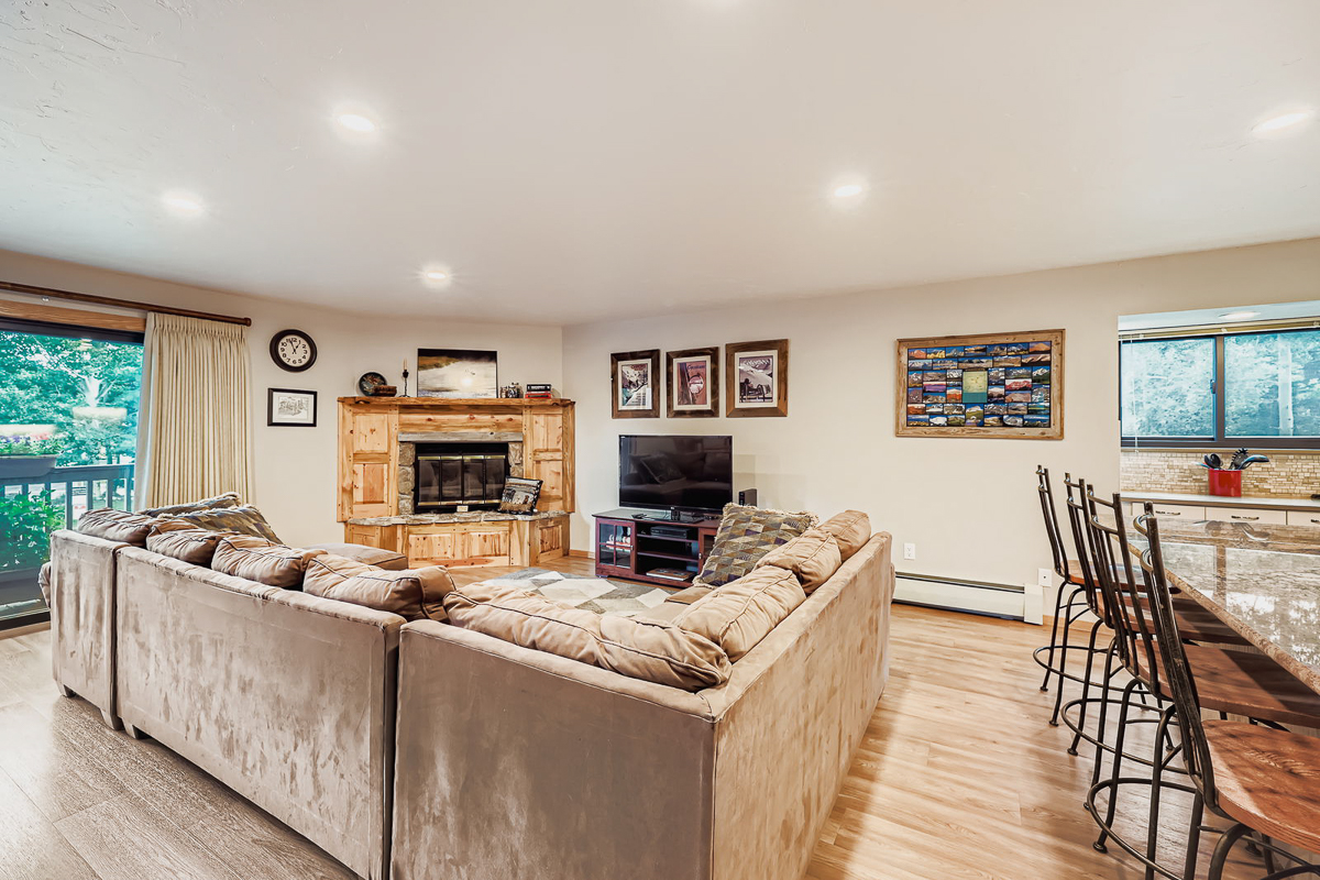 734 Lagoon Drive Unit B