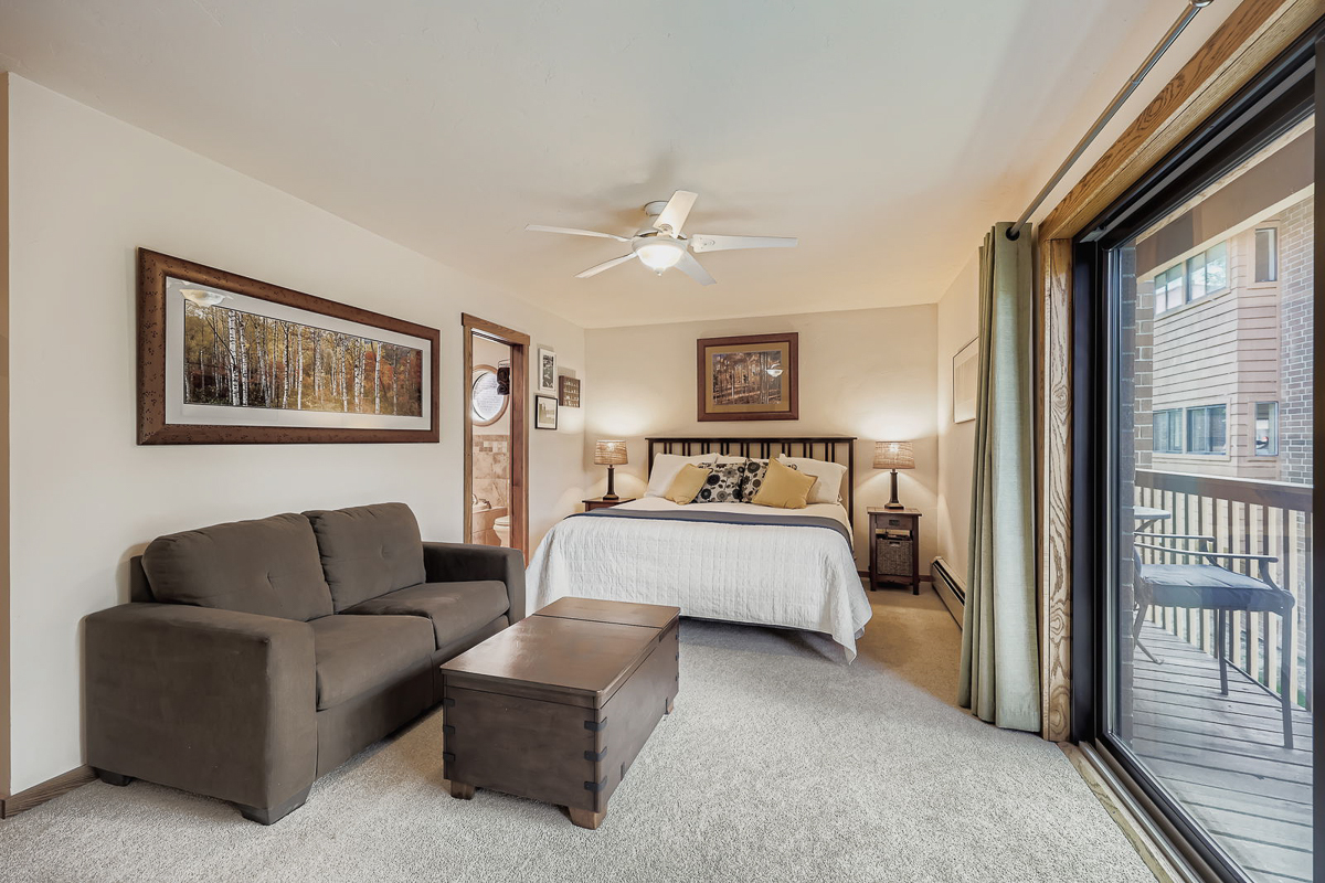 734 Lagoon Drive Unit B