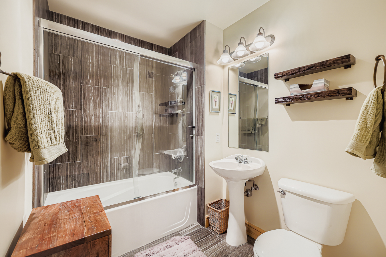 105 Wheeler Circle Lodge Unit 406