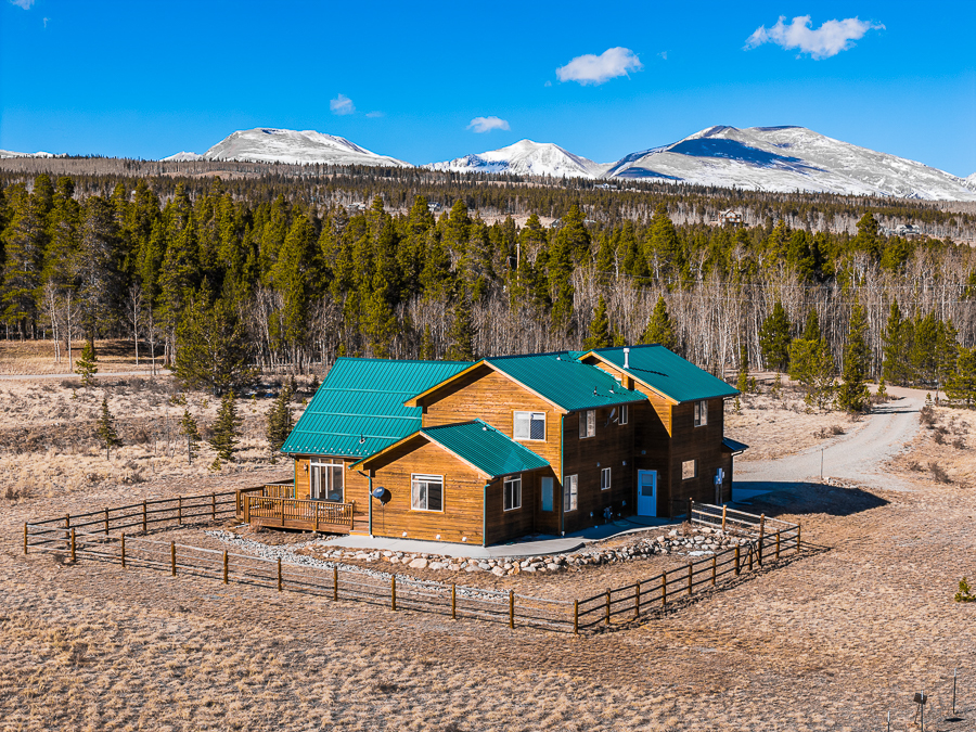 162 Squirrel Tail Court