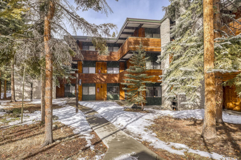 935 Columbine Road Unit 104