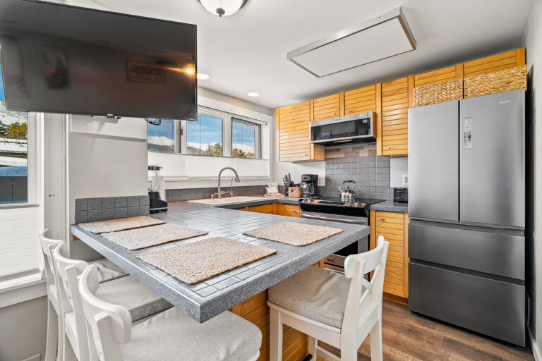 535 S Park Ave Unit 4215