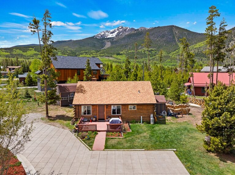 7 Bob White Way