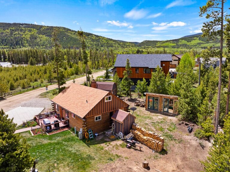 7 Bob White Way