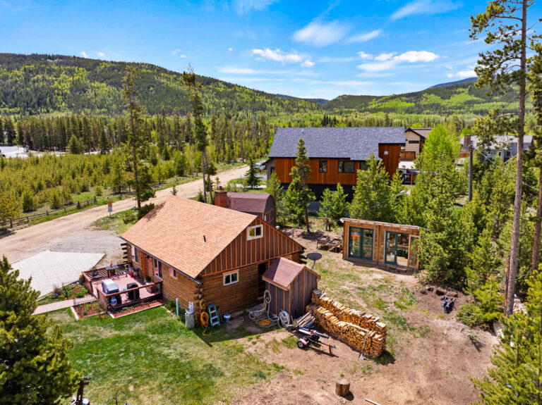 7 Bob White Way