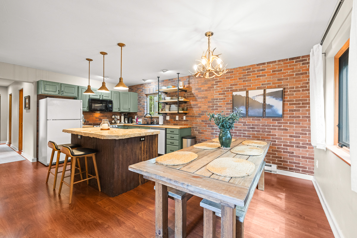 1 Mercury Hill Drive