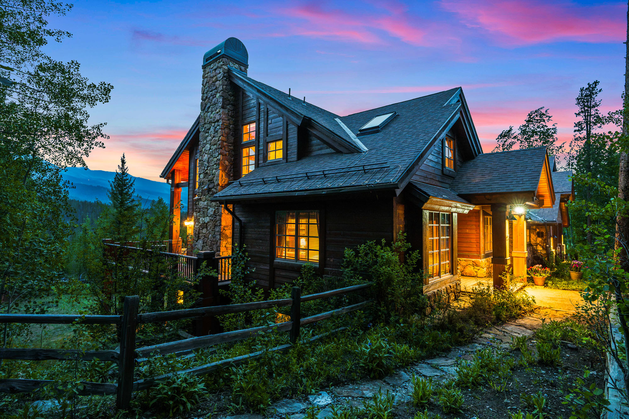 637 White Cloud Drive