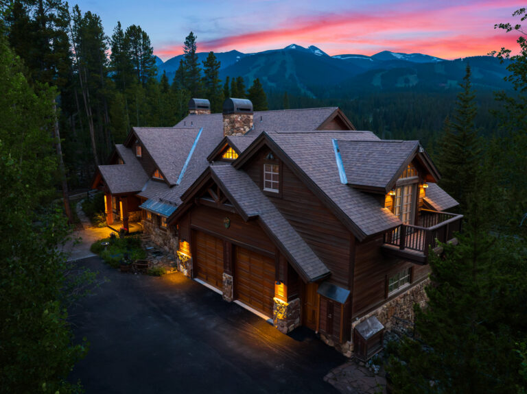 637 White Cloud Drive