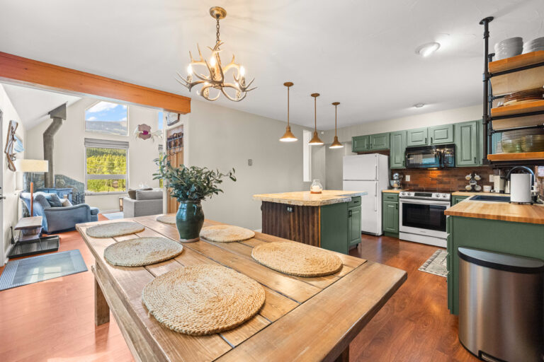 1 Mercury Hill Drive