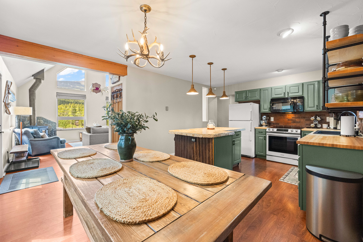 1 Mercury Hill Drive