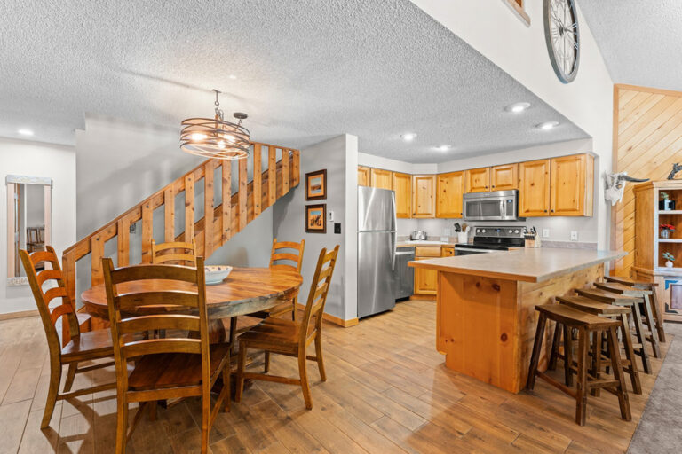 405 Four O'clock Road Unit F