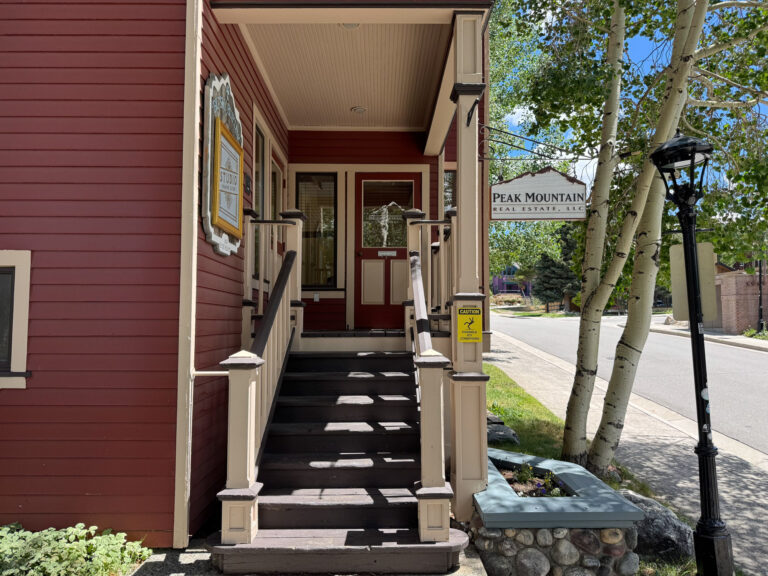 160 E Adams Avenue Unit B1