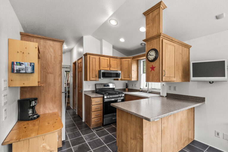 85 Revett Drive Unit 100